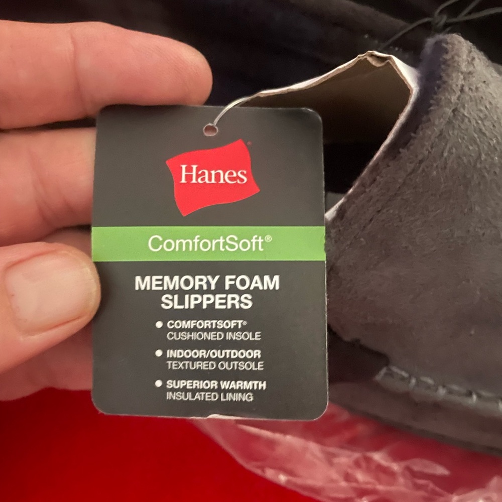 Slippers - Picture 3 of 3